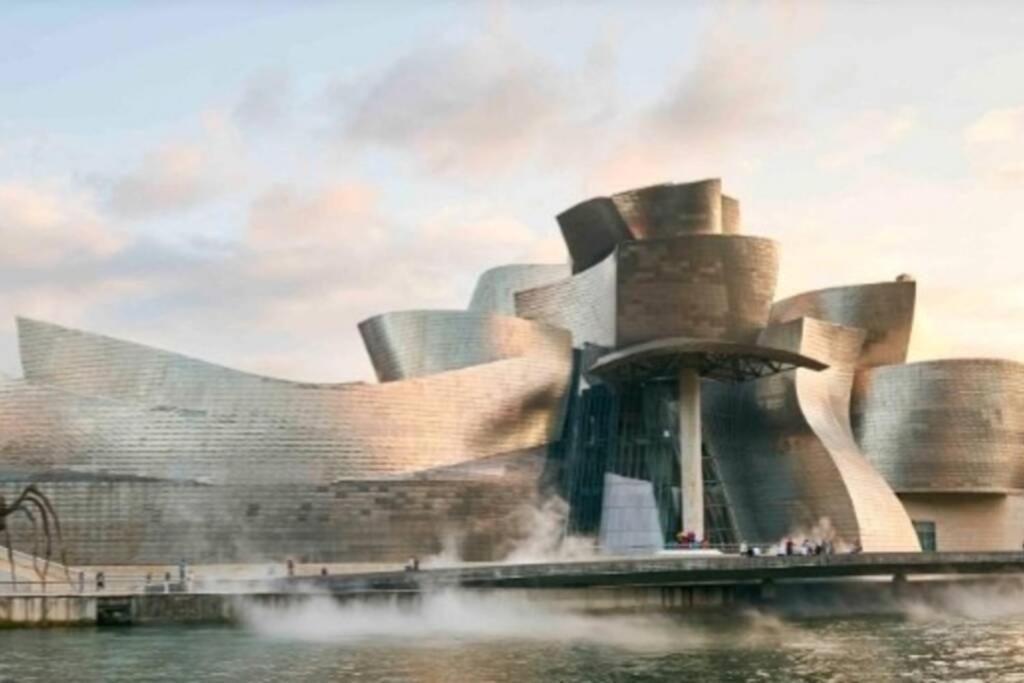 Riverside Barakaldo Exterior photo